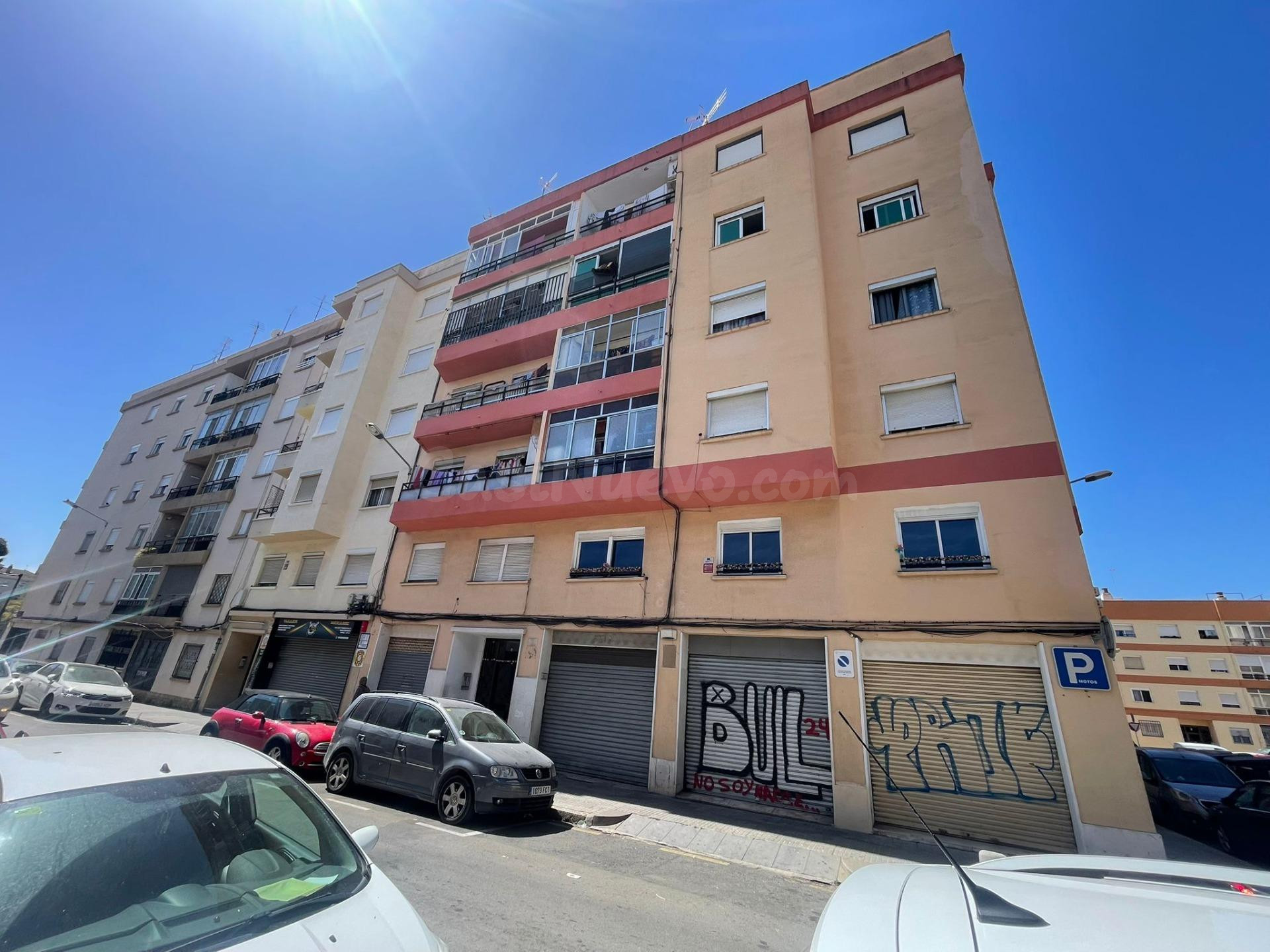 Piso de 3 habitaciones en la zona Carrefour de Reus