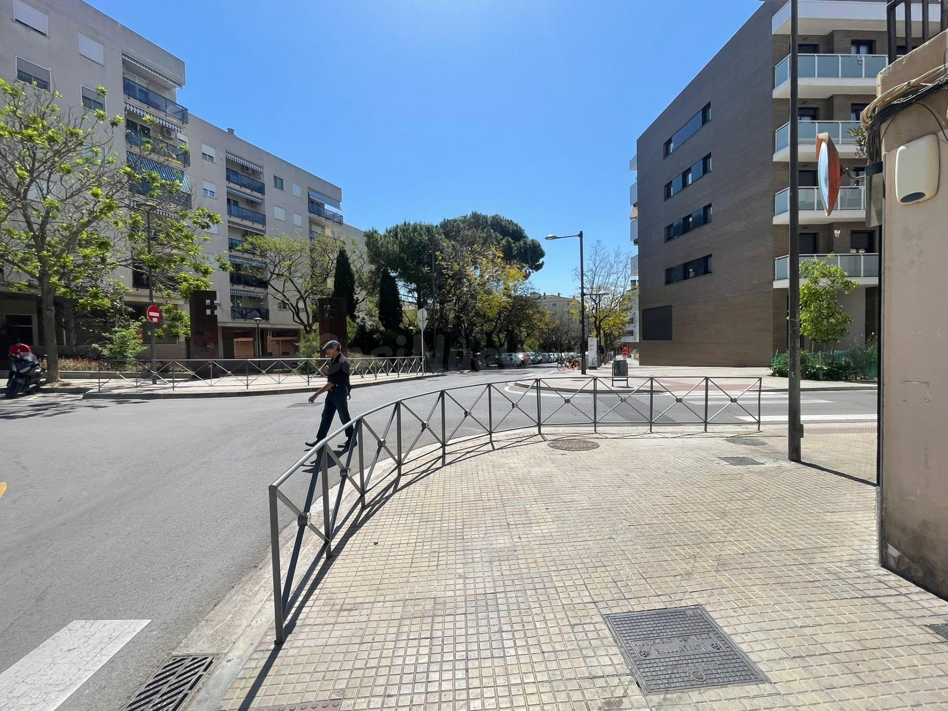 Piso de 3 habitaciones en la zona Carrefour de Reus - foto 5