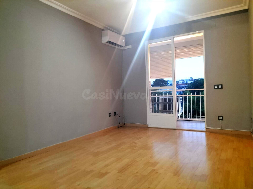 Estupendo piso en el Balcón de Sevilla, Camas!!!