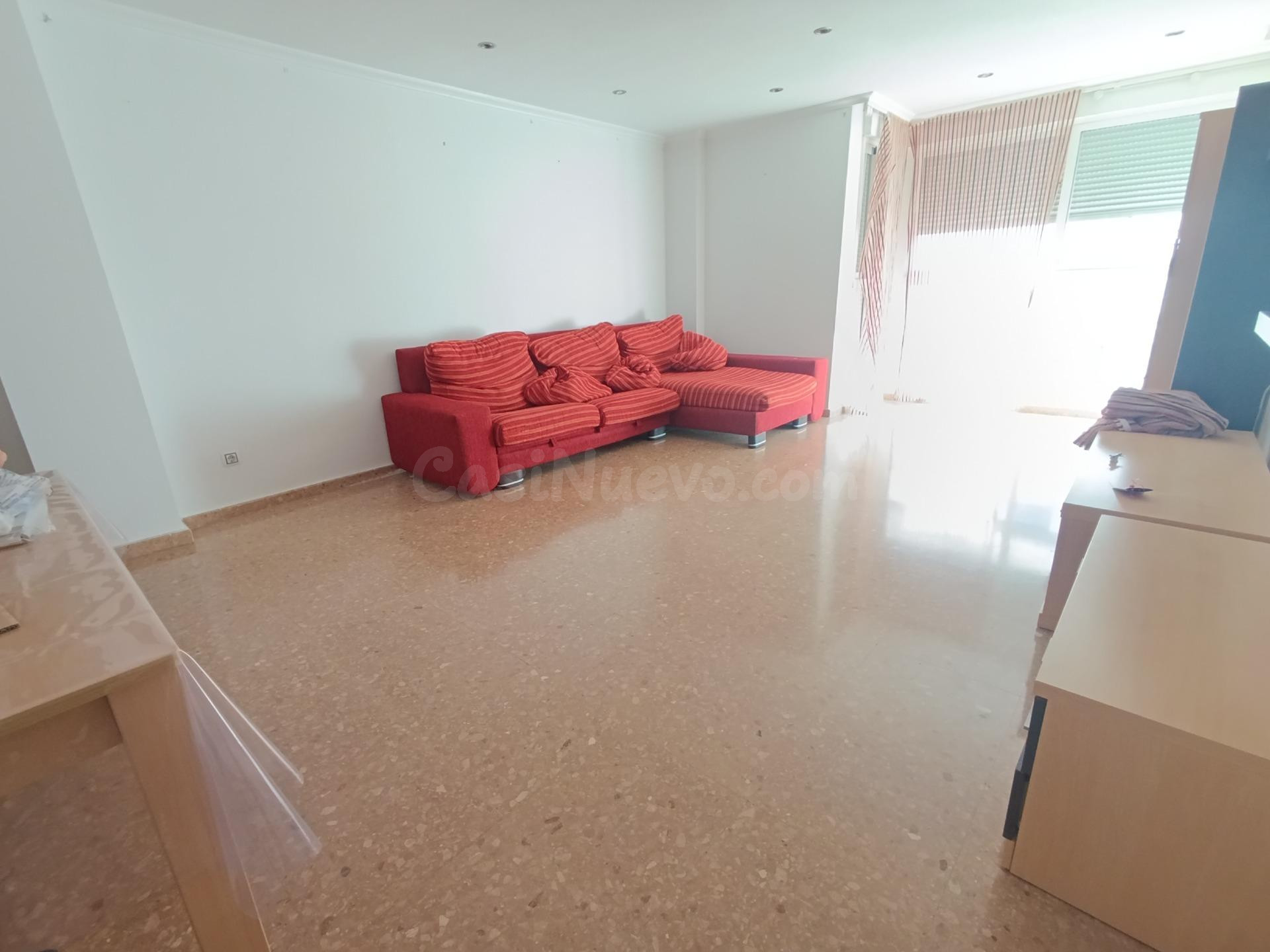 Piso en Elche, zona San Crispín - foto 3