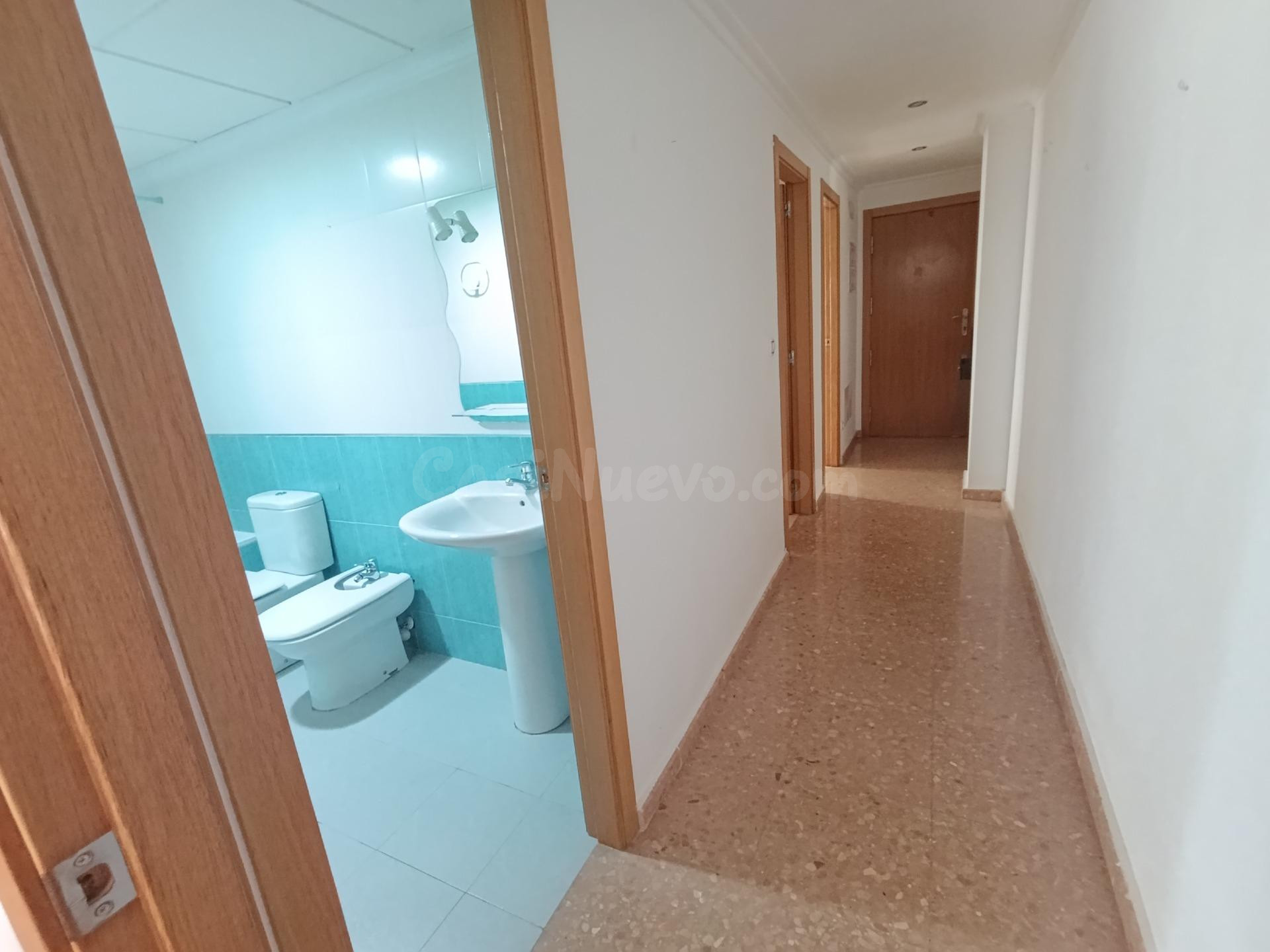 Piso en Elche, zona San Crispín - foto 4