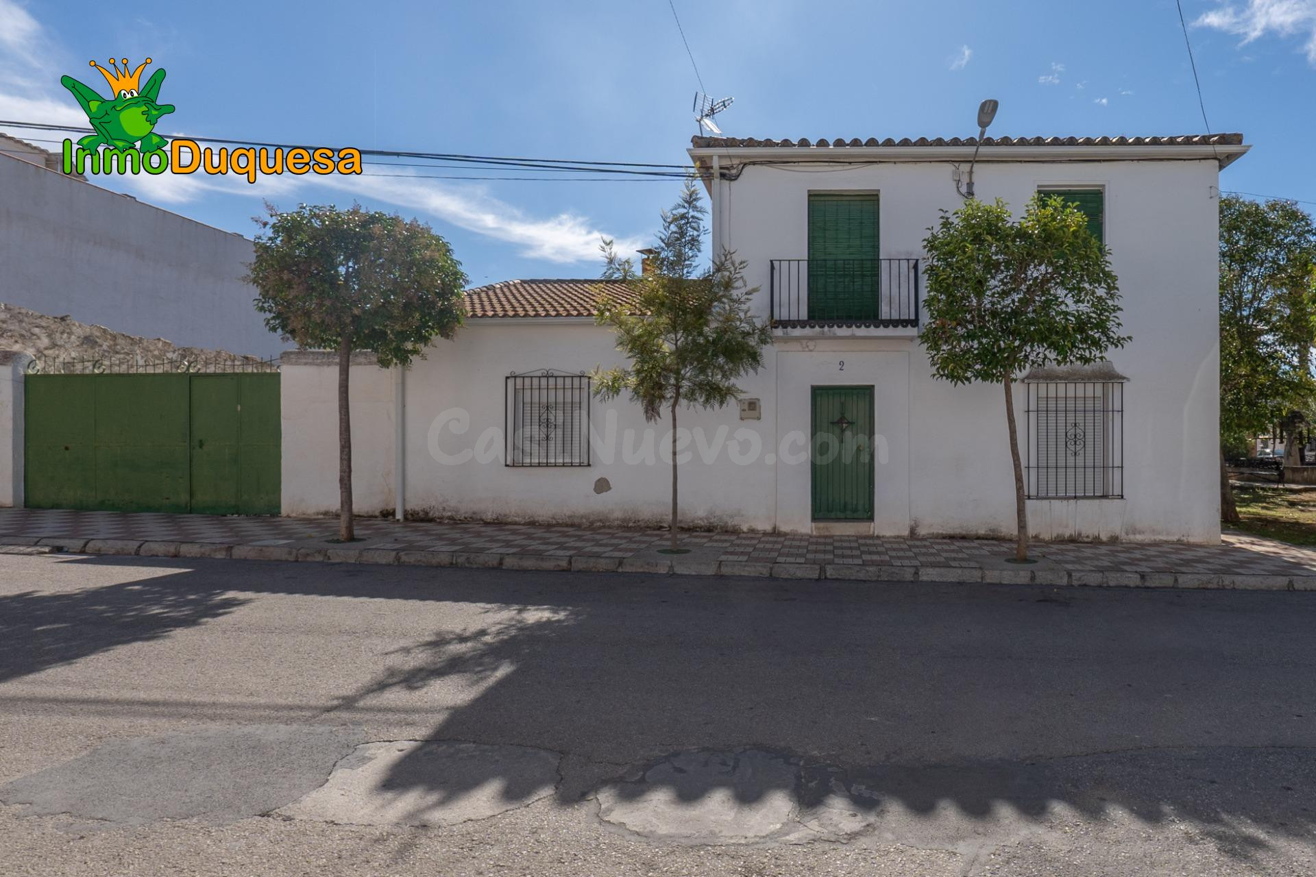 ¡MAGNÍFICA OPORTUNIDAD EN EL CHAPARRAL! - foto 2