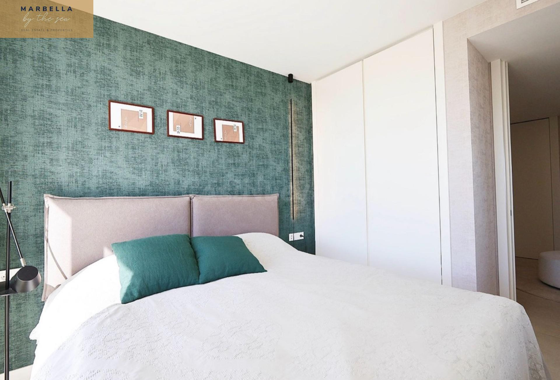 Apartamento de 4 dormitorios vistas al mar Estepona - foto 3