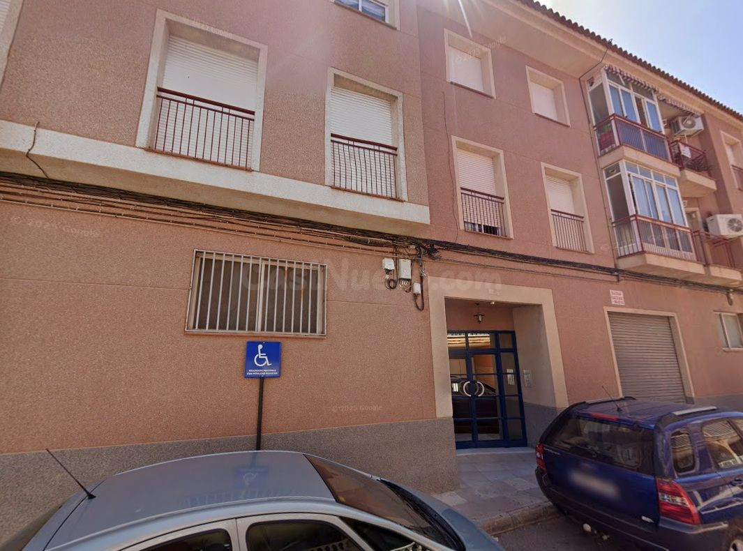OPORTUNIDAD PISO EN CEHEGIN  ( OKUPADO ) - foto 3
