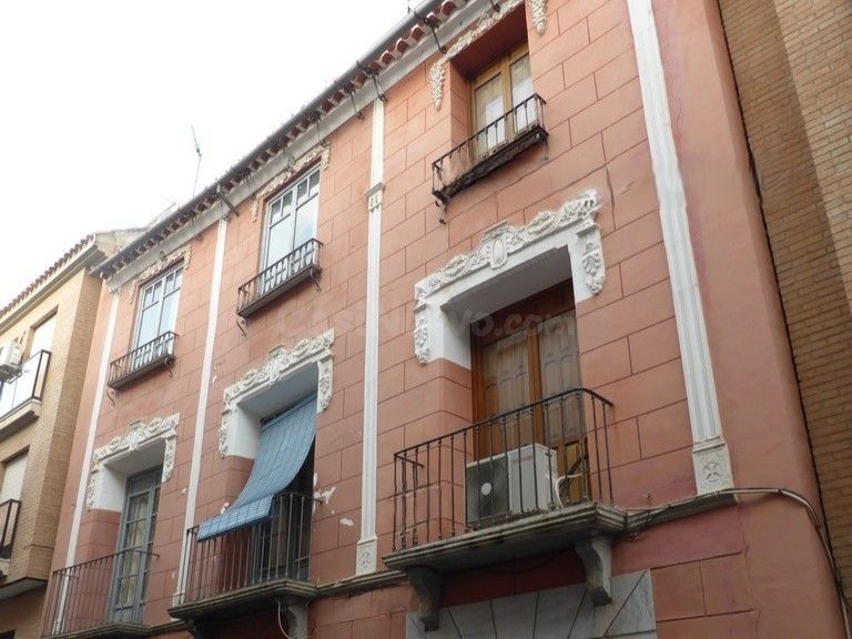OPORTUNIDAD DE VENTA CASA EN TOTANA ( ALQUILADA )