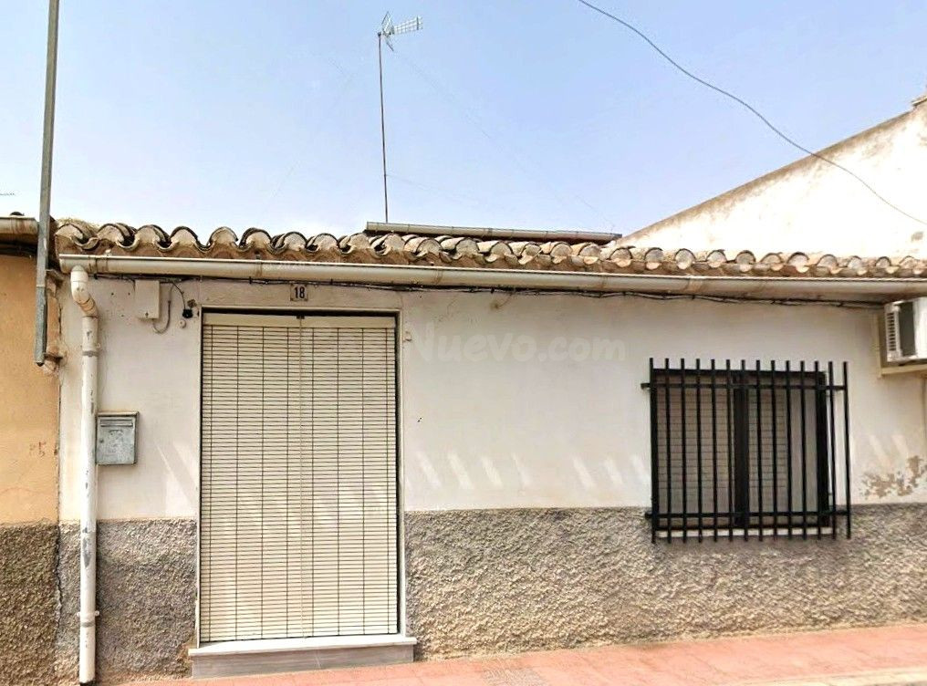 OPORTUNIDAD VENTA CASA EN TOTANA (ALQUILADO )