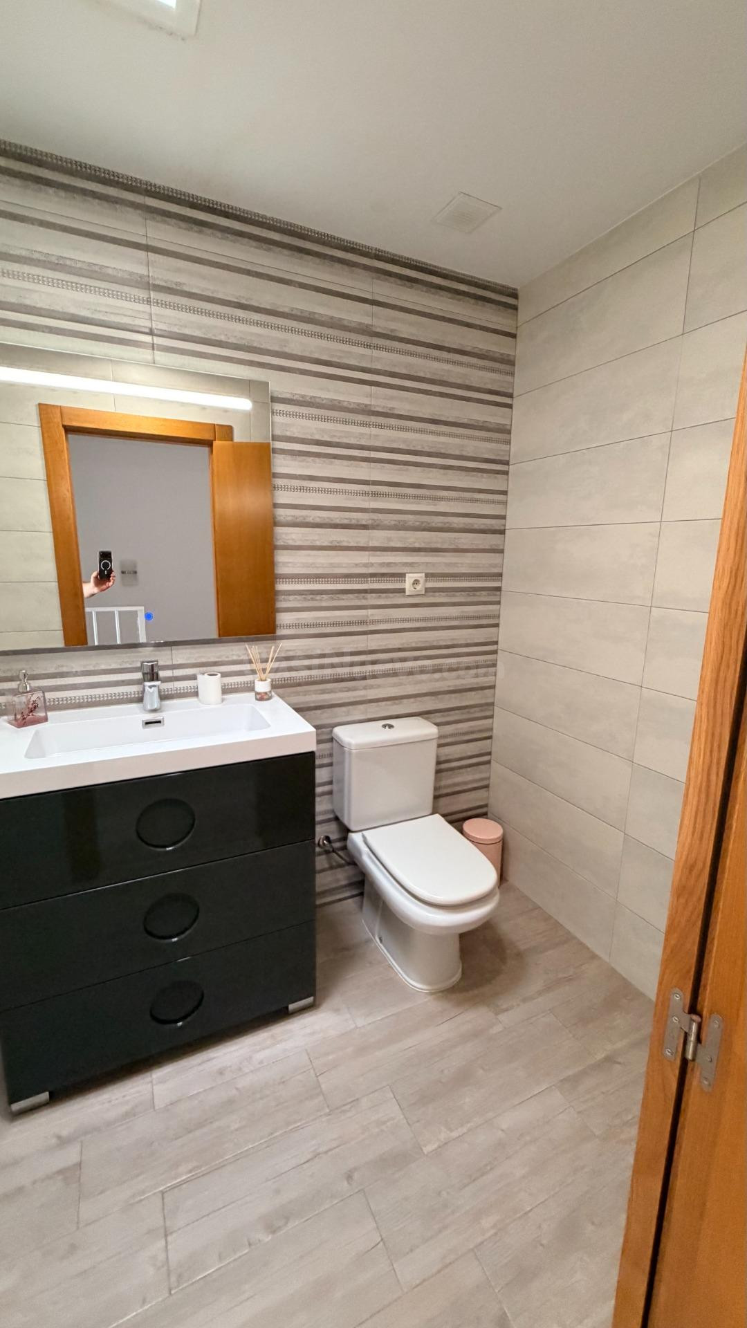Precioso adosado en una zona ideal de San Javier - Santiago  - foto 4