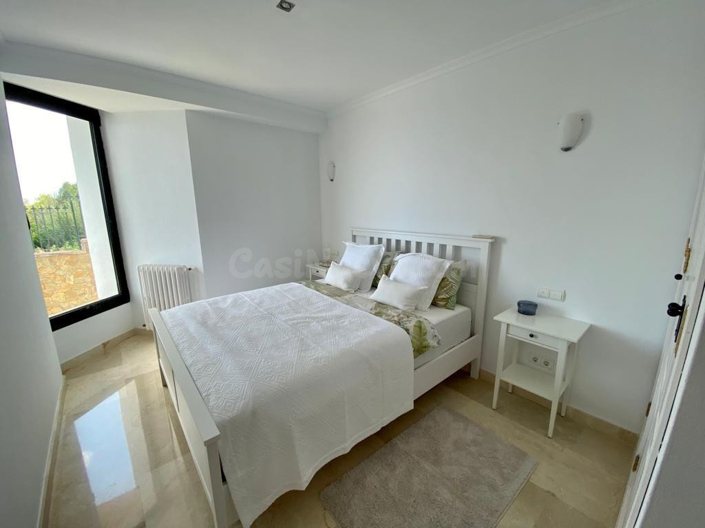 Espectacular Villa de Lujo en Badia Blava con Piscina Privad - foto 3