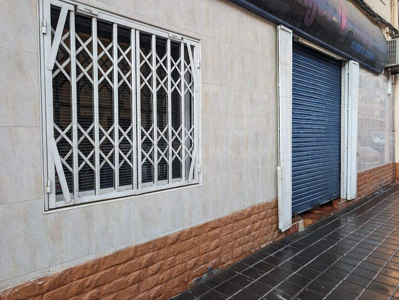 Local comercial 1 habitación 35m² en venta - Garbinet-Parque