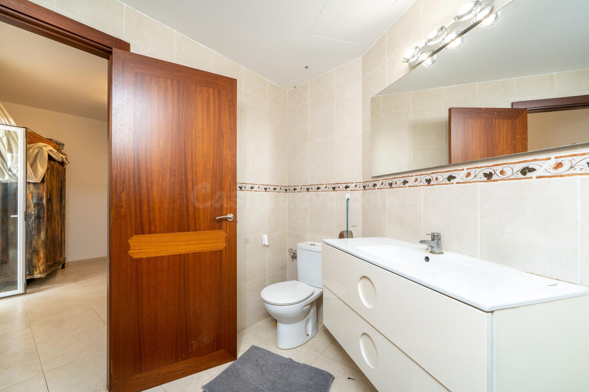 Piso con 30 m2 de terraza, ascensor y vistas despejadas en C - foto 5