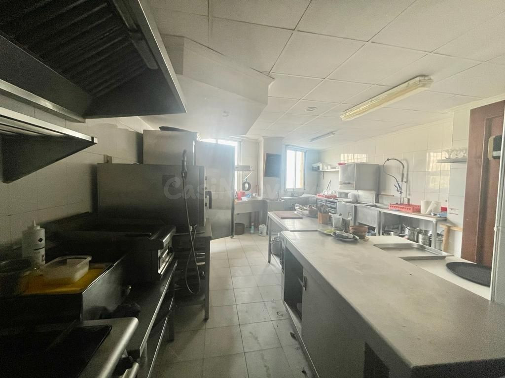 Local comercial 220m² en venta - Estacion de autobuses - foto 5
