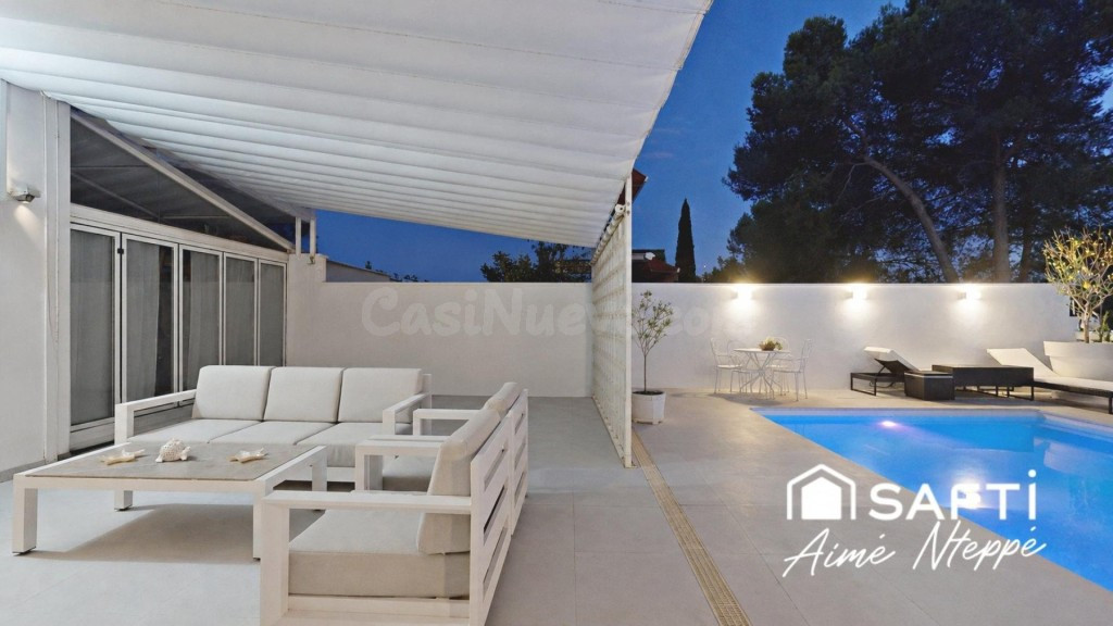 Casa Atemporal y Exclusiva con vistas panorámicas. - foto 5