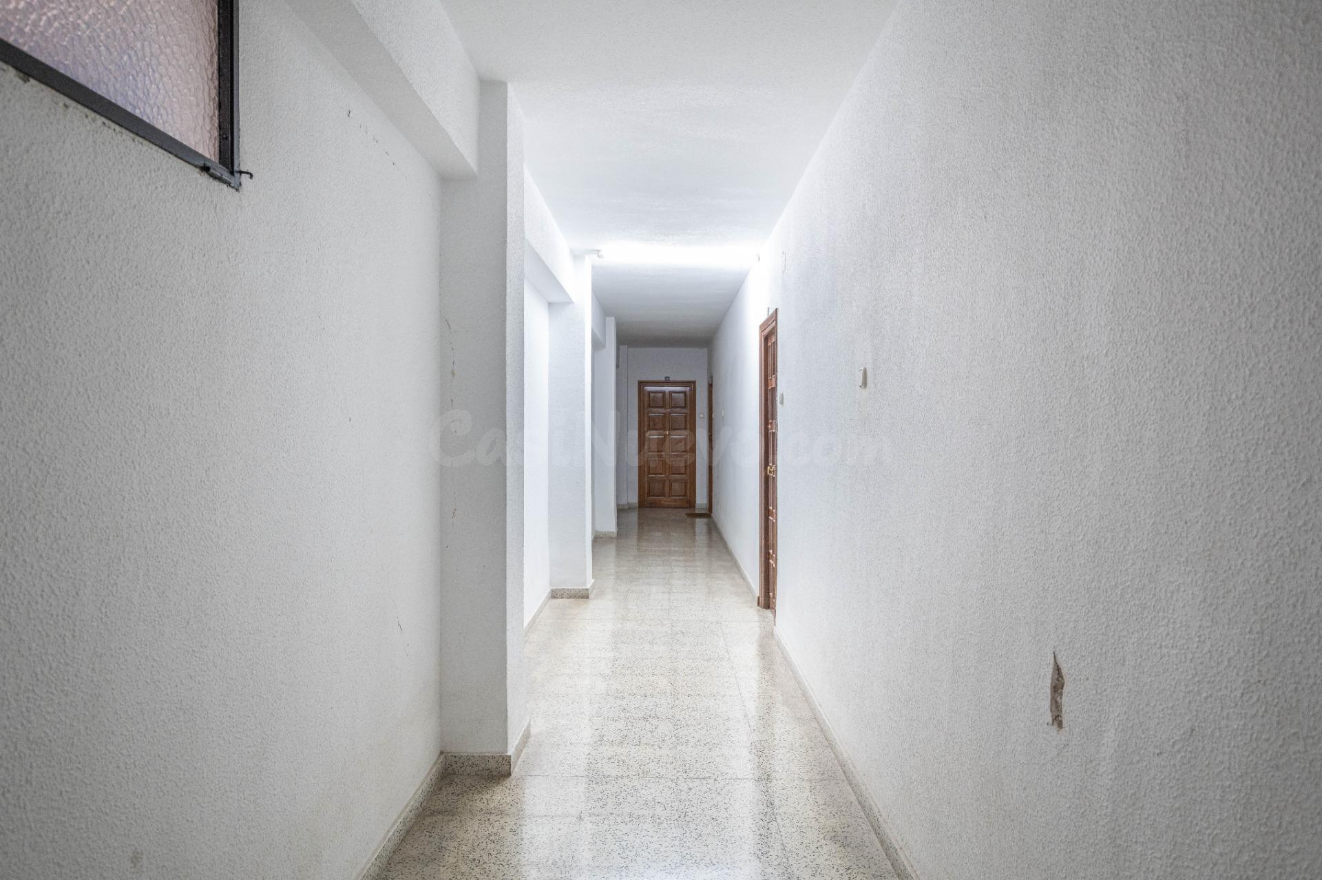 PISO IDEAL INVERSORES. ZONA CAMINO DE RONDA Y FACULTAD DE CI - foto 5