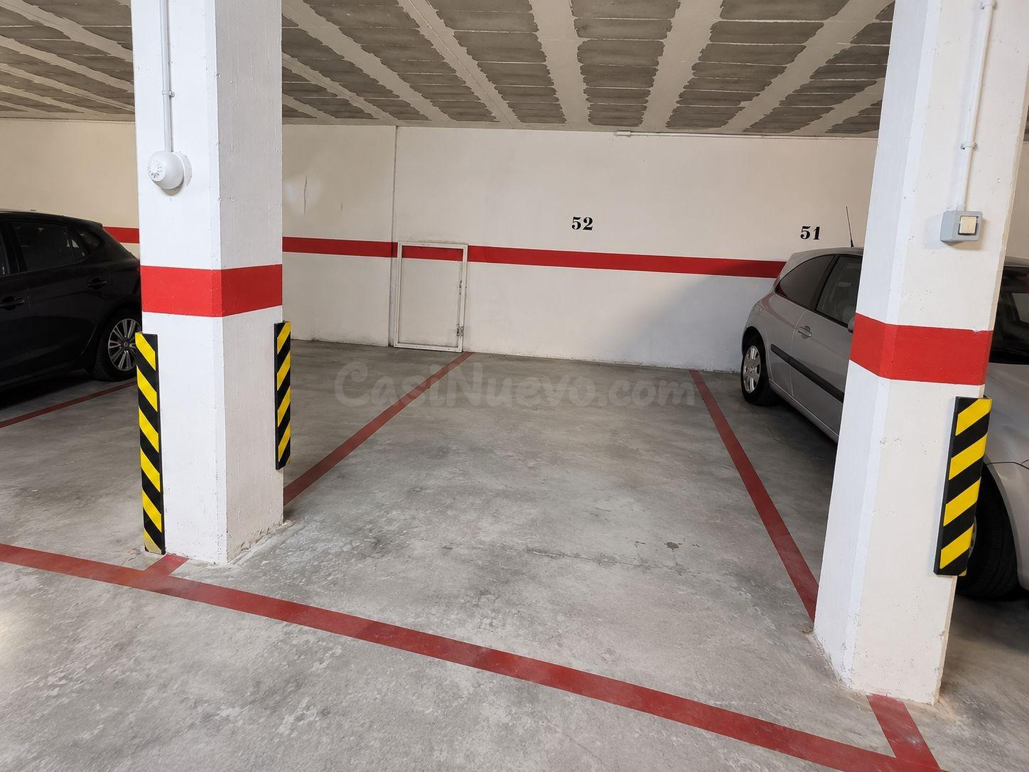 ¡PLAZA DE GARAJE + TRASTERO EN VALDESPARTERA!