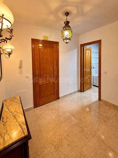 EN VENTA FANTÁSTICO PISO, MUY LUMINOSO Y TOTALMENTE LISTO PA