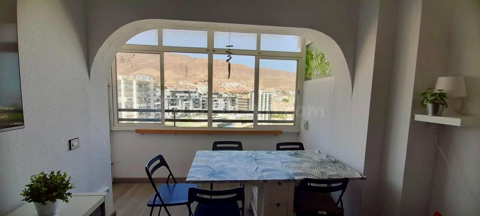 Apartamento muy luminoso con terraza y vistas al mar en Agua - foto 5