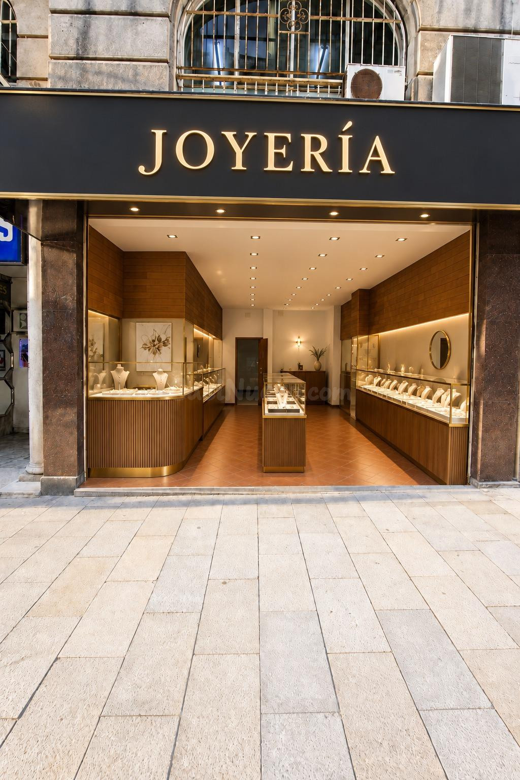 Local comercial en alquiler en Rúa Marqués de Valladares, Vi - foto 3