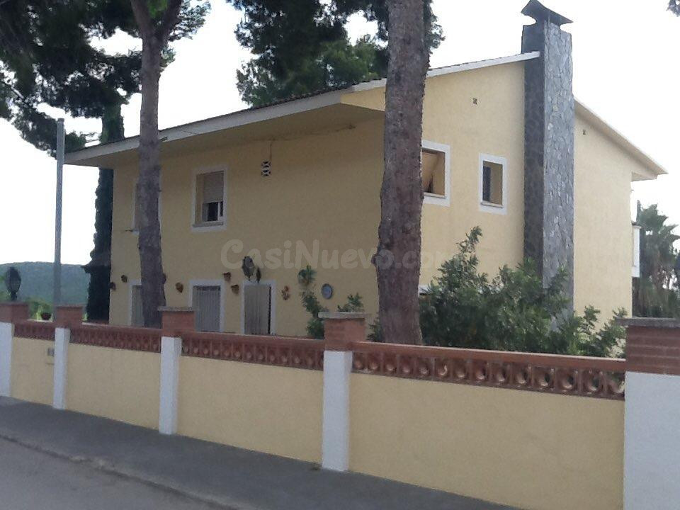 Vivienda con jardín y garaje en zona de urbanizaciones de El - foto 2