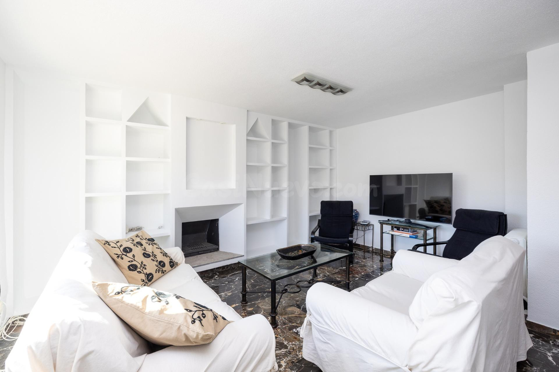 Fantástica vivienda en Loma Linda, vistas panorámicas y zona - foto 2