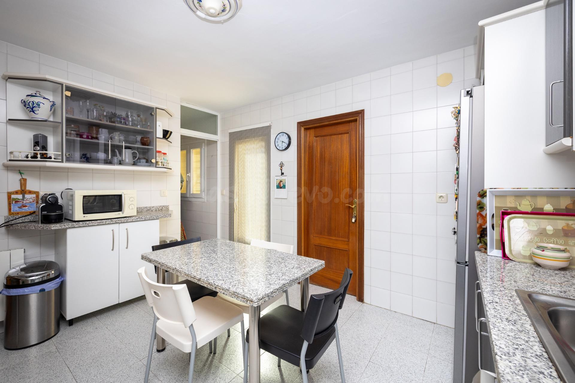 Fantástica vivienda en Loma Linda, vistas panorámicas y zona - foto 5