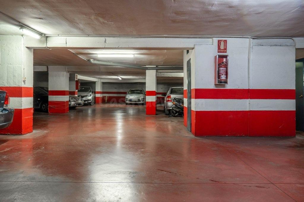 3 plazas de garaje juntas en calle Pedro Antonio de Alarcón - foto 5