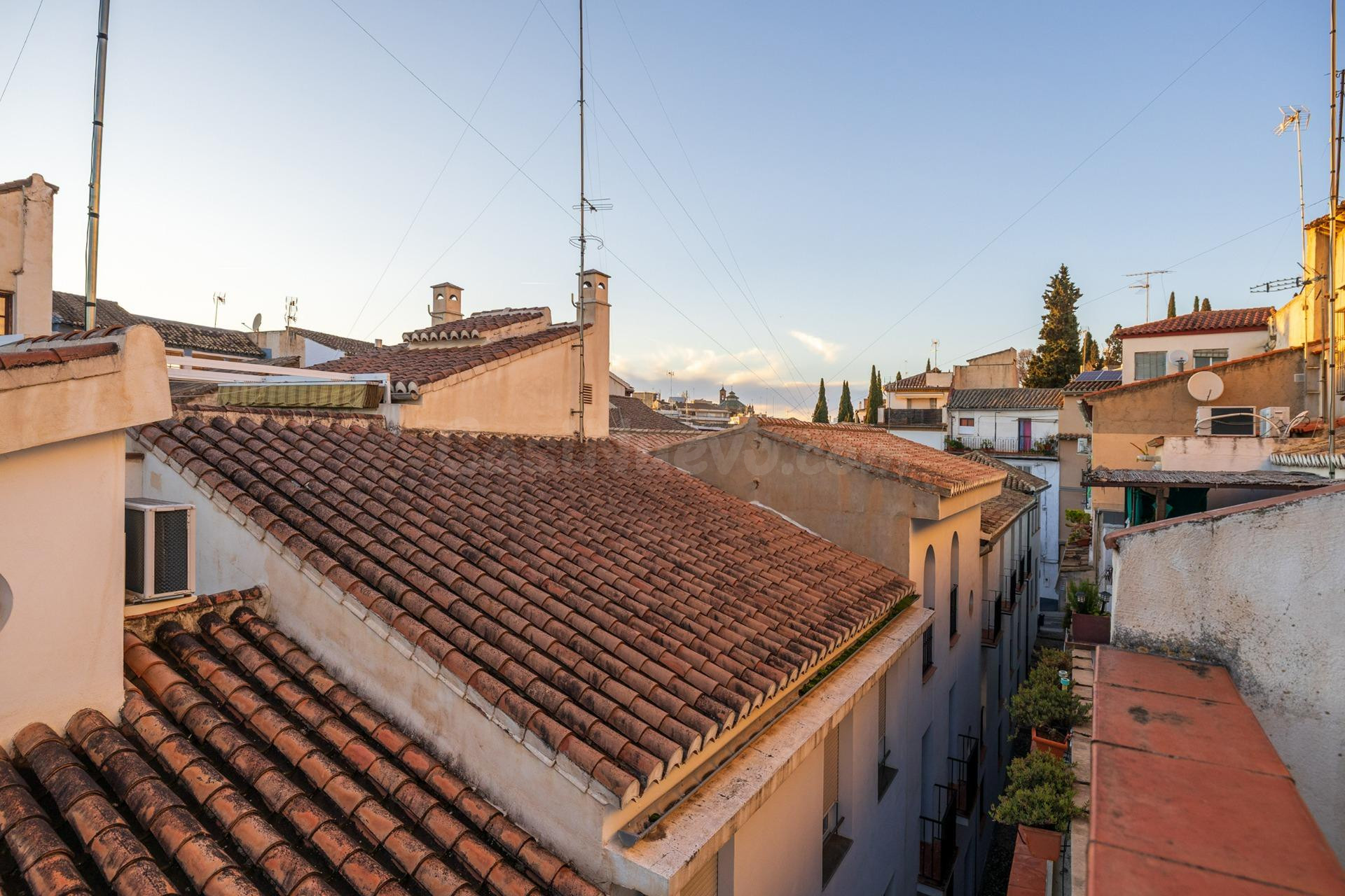 Casa en el corazón del  Realejo, con amplia terraza y vistas - foto 3