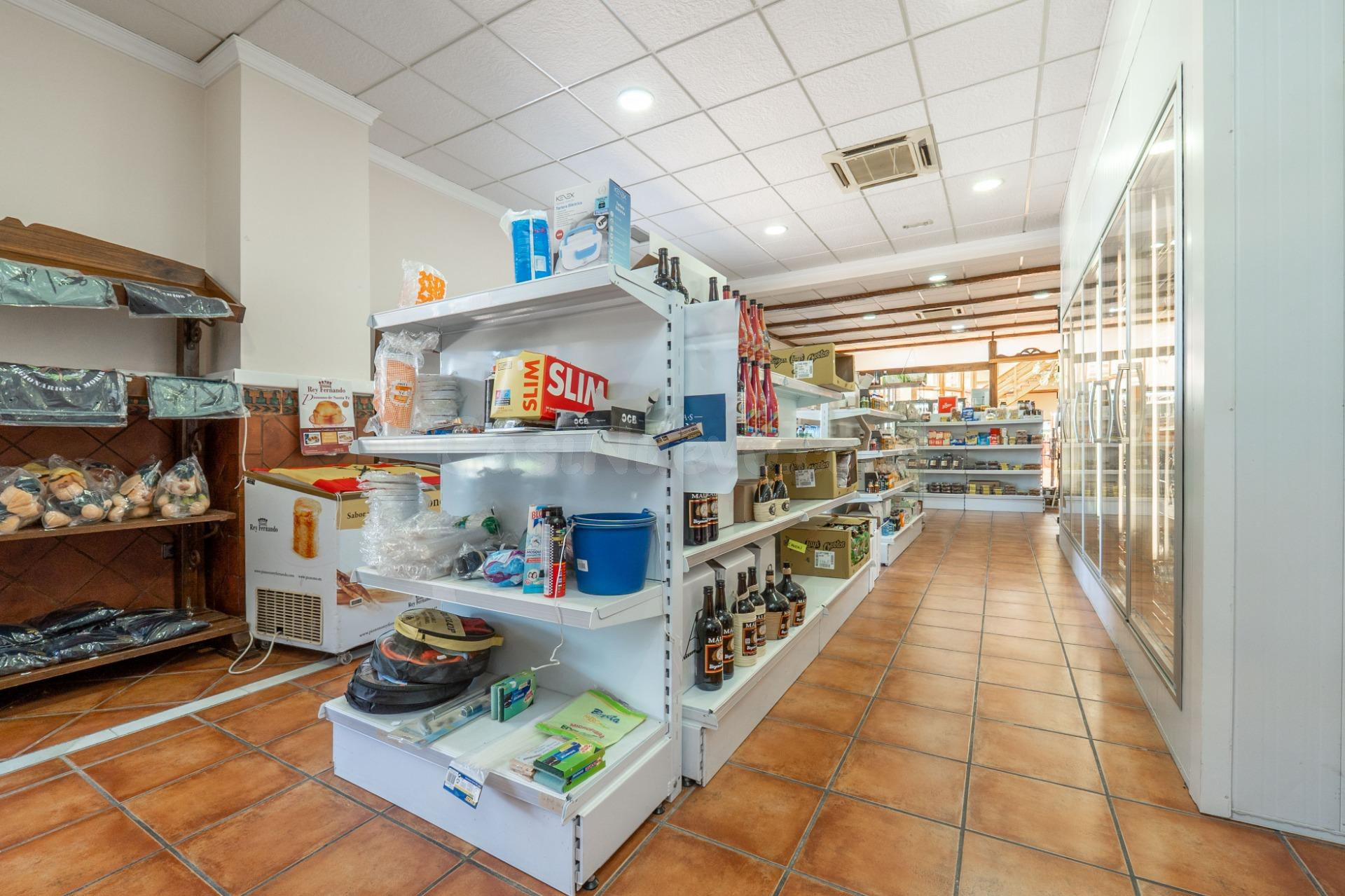 Venta del HOTEL-RESTAURANTE CERRILLO DE SAN MARCOS - Complej - foto 3
