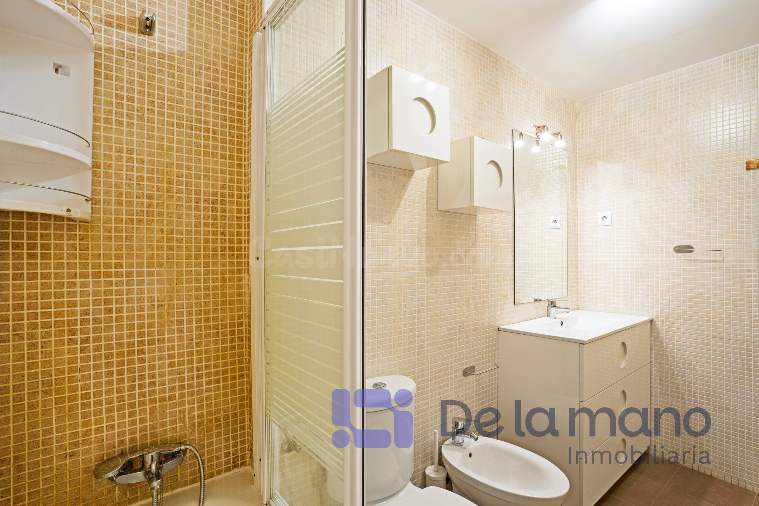 PISO EXTERIOR CON GARAJE, PISCINA Y GIMNASIO - foto 3
