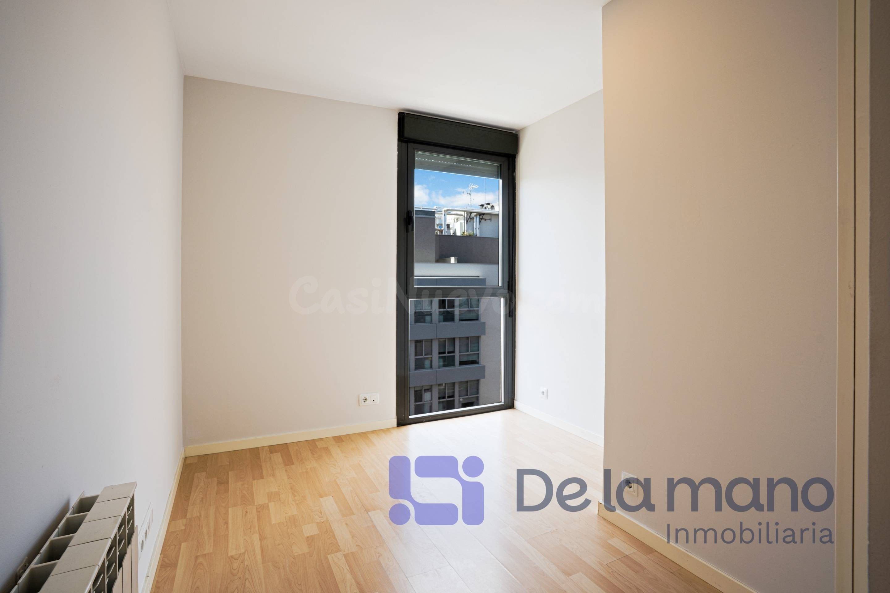 PISO EXTERIOR CON GARAJE, PISCINA Y GIMNASIO - foto 4