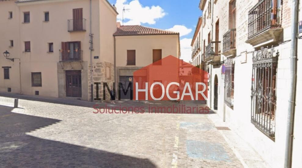 EXCLUSIVA OPORTUNIDAD DE INVERSIÓN: NAVE-ALMACÉN CON PROYECT