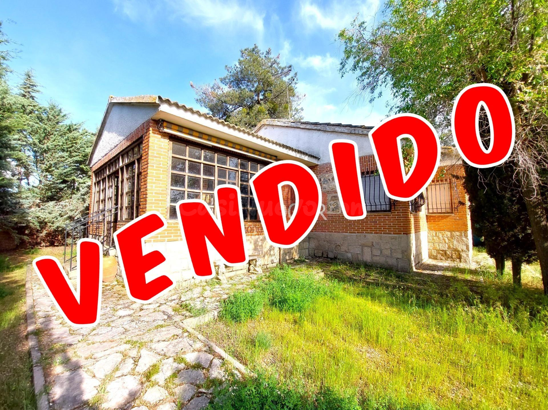 CHALET INDEPENDIENTE Y CON GRAN PARCELA EN VALPINOS, SANCHID