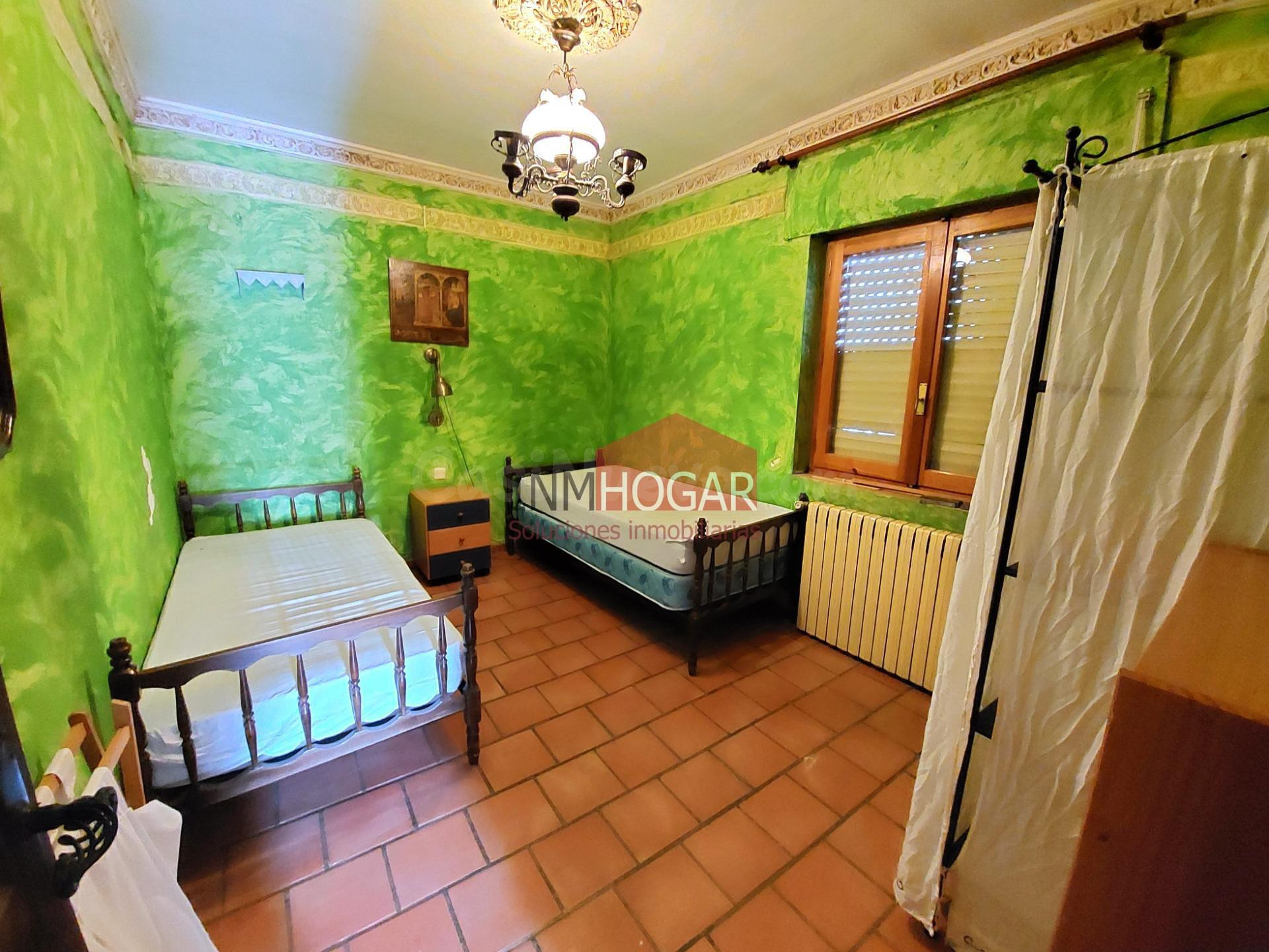 CHALET INDEPENDIENTE Y CON GRAN PARCELA EN VALPINOS, SANCHID - foto 3