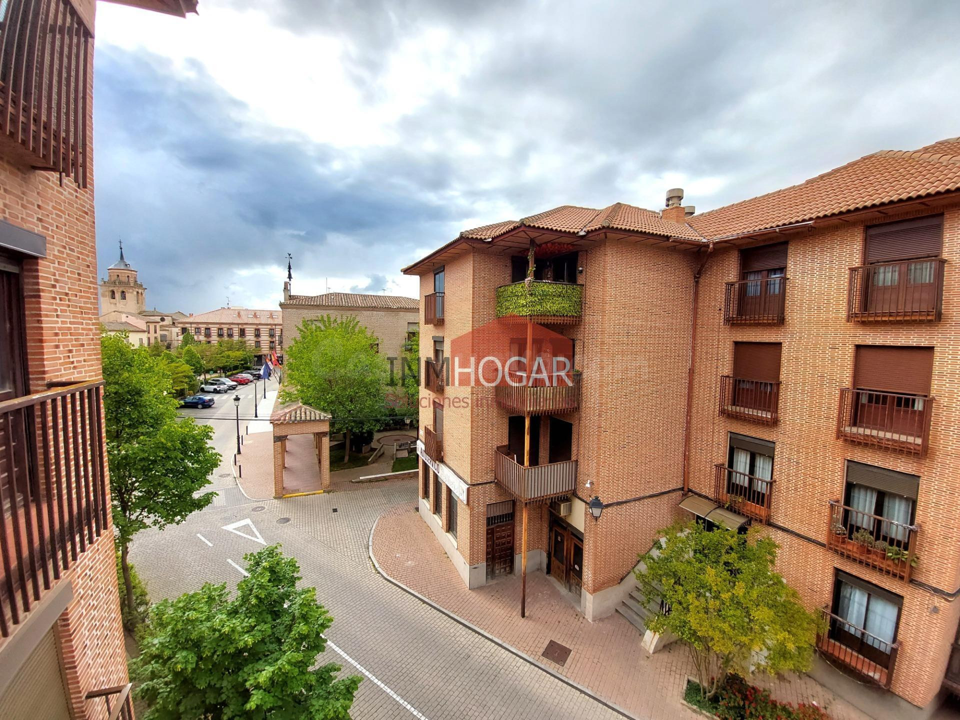 AMPLIA VIVIENDA EN EL CASCO HISTÓRICO