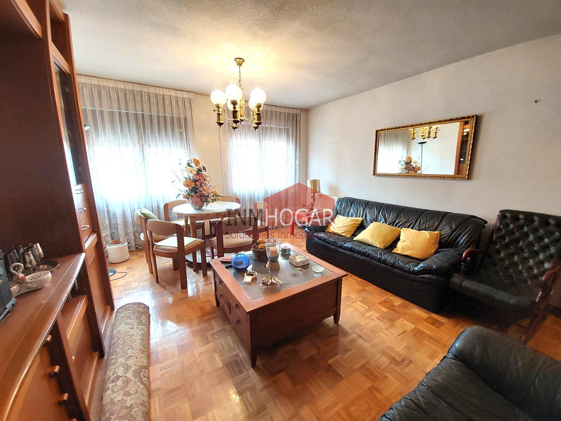 AMPLIA VIVIENDA EN EL CASCO HISTÓRICO - foto 2