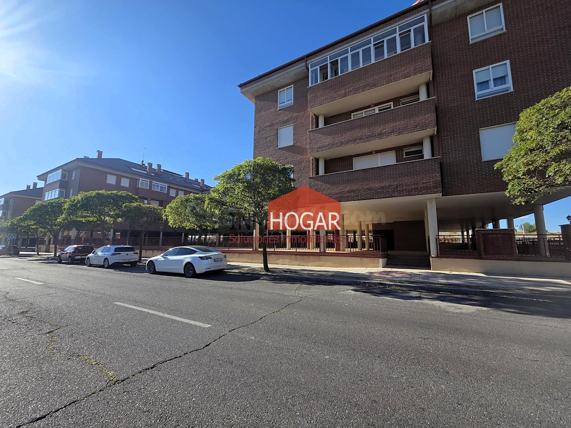 Vivienda amplia, luminosa y funcional en Las Hervencias, Ávi