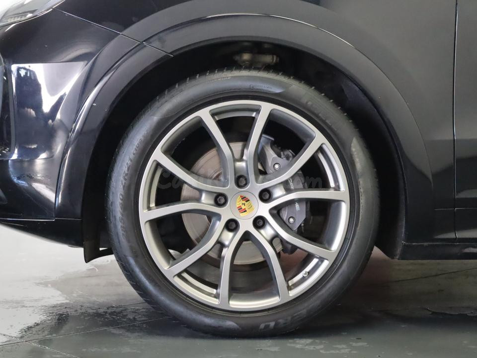 Porsche Cayenne - foto 5