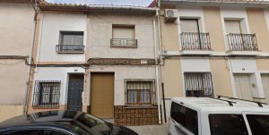 OPORTUNIDAD VENTA CASA EN JUMILLA (ALQUILADO ) - foto 4