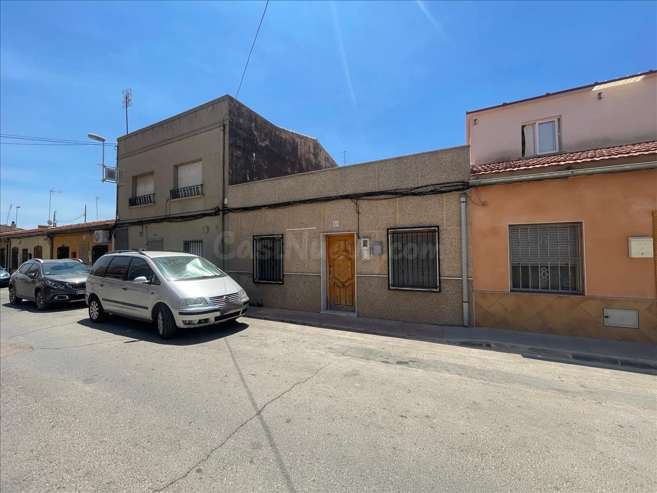 OPORTUNIDAD VENTA CASA EN JUMILLA ( OKUPADO ) - foto 3