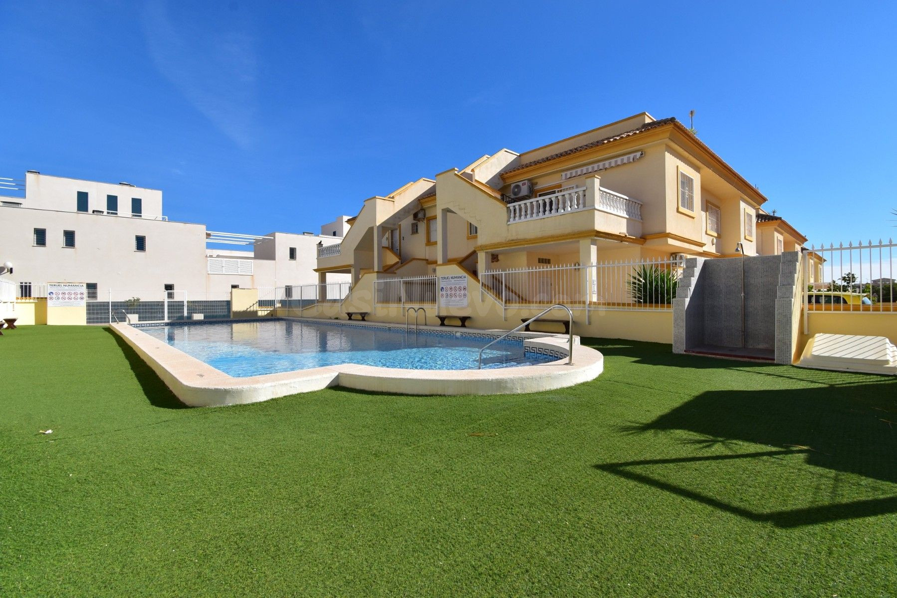 Chalet 3 habitaciones 112m² en venta - Playa Flamenca - foto 2