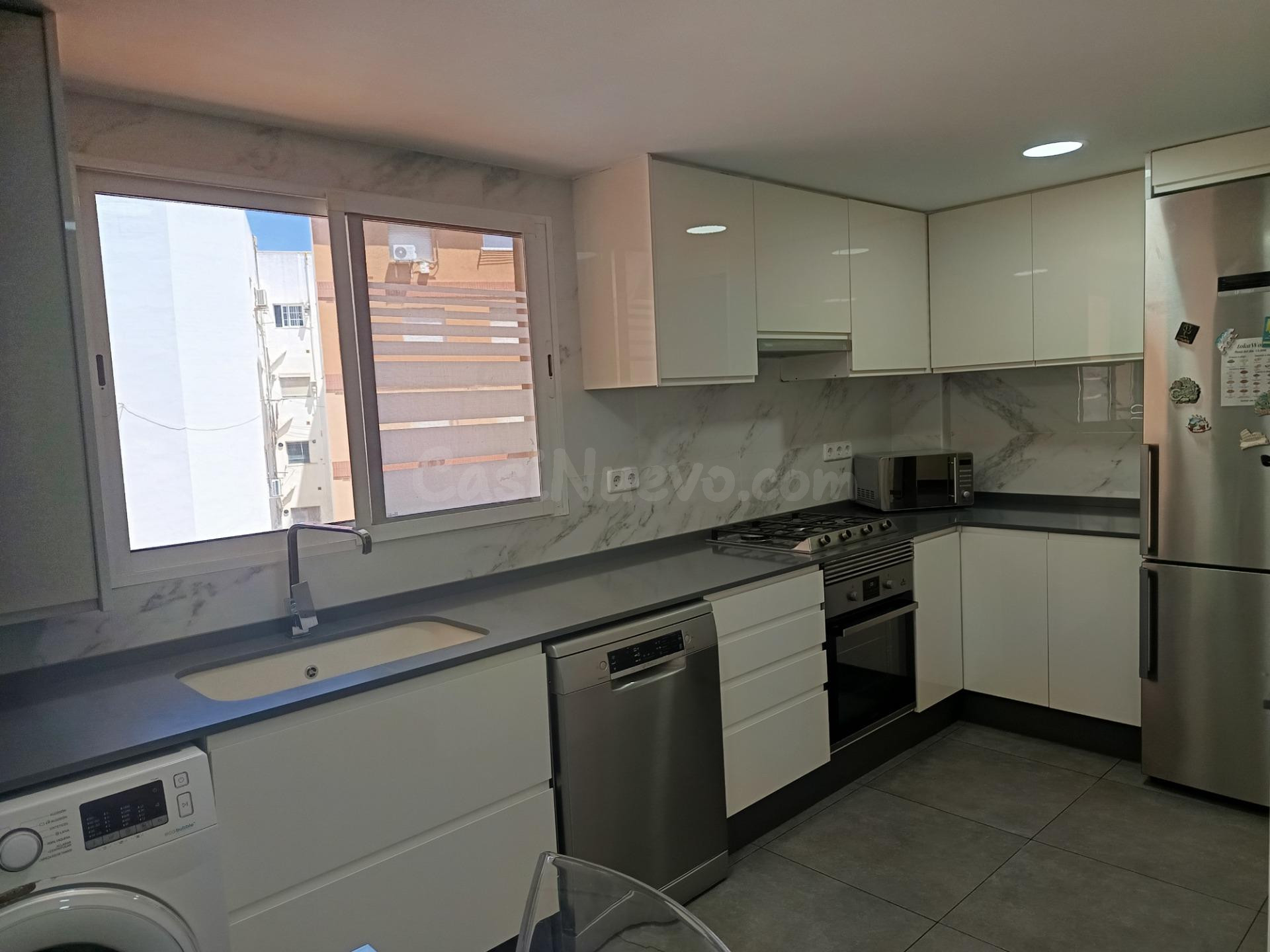 Amplio ático 4+2 en la zona de Trinitat - foto 3
