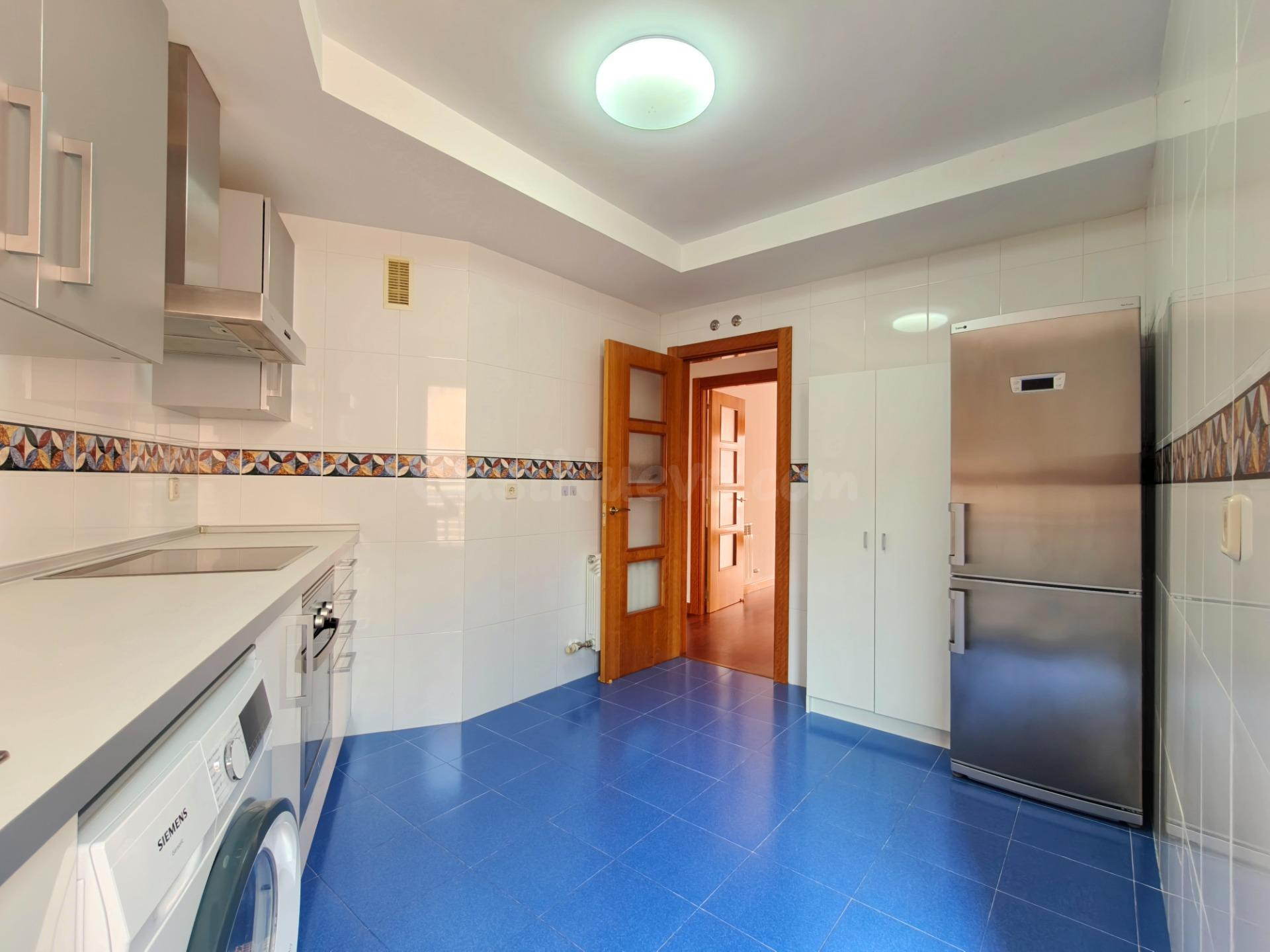 TRES Dormitorios DOS Baños SIN Muebles en edificio TOSCANA - foto 5