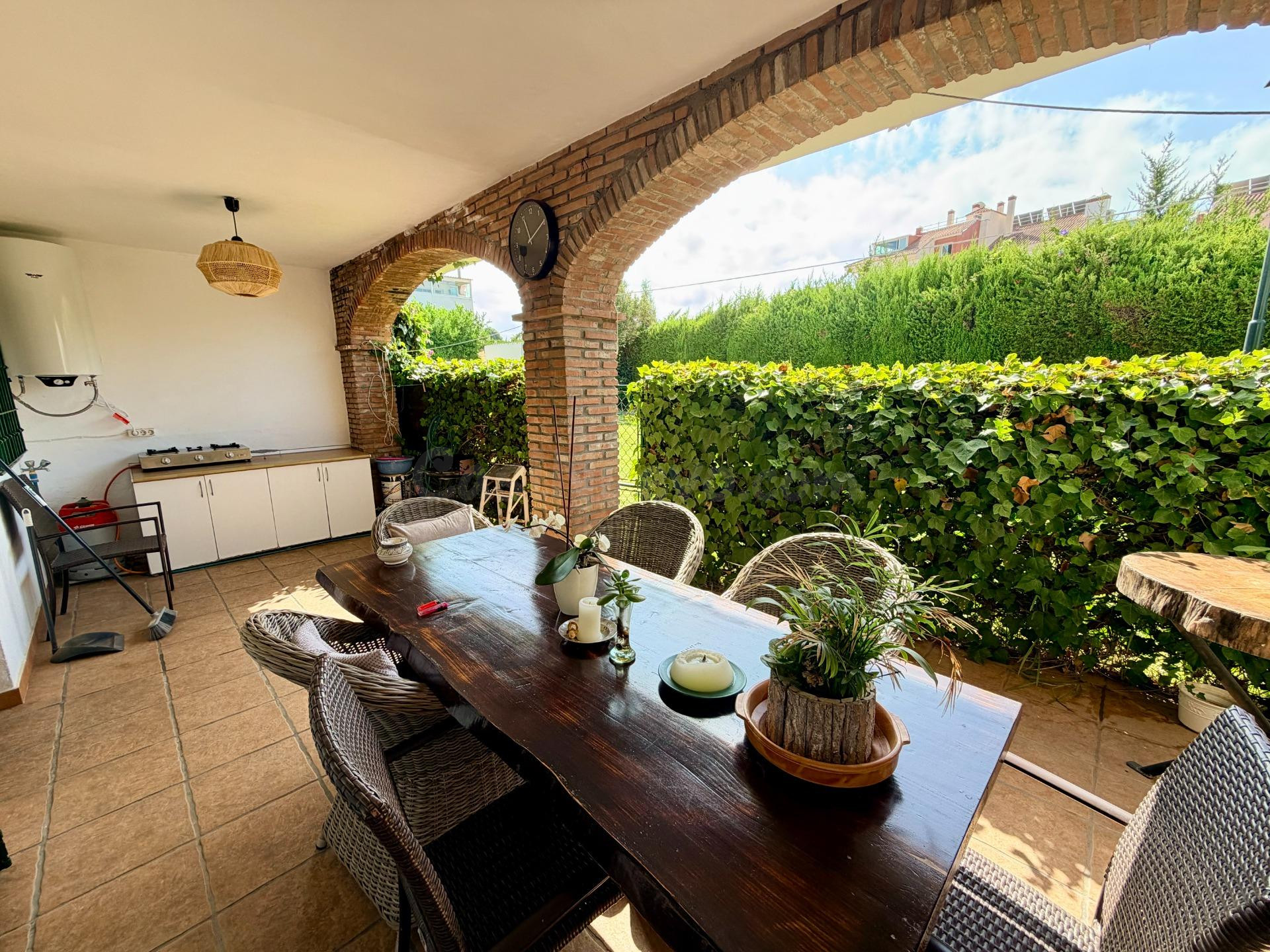 CHALET PAREADO IDEAL PARA FAMILIAS
