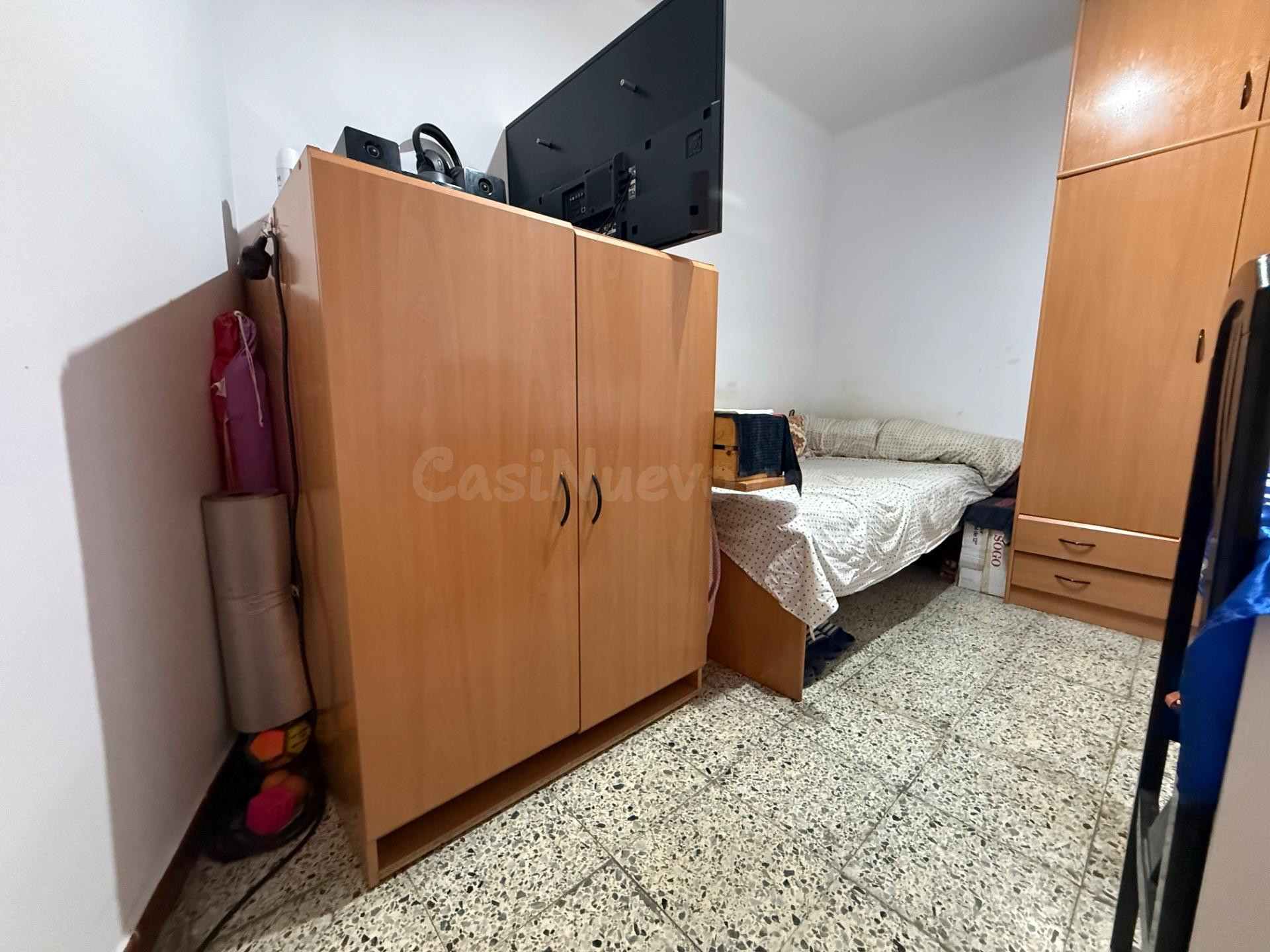 PISO EN VENTA DE 4 habitaciones CON ASCENSOR BADALONA