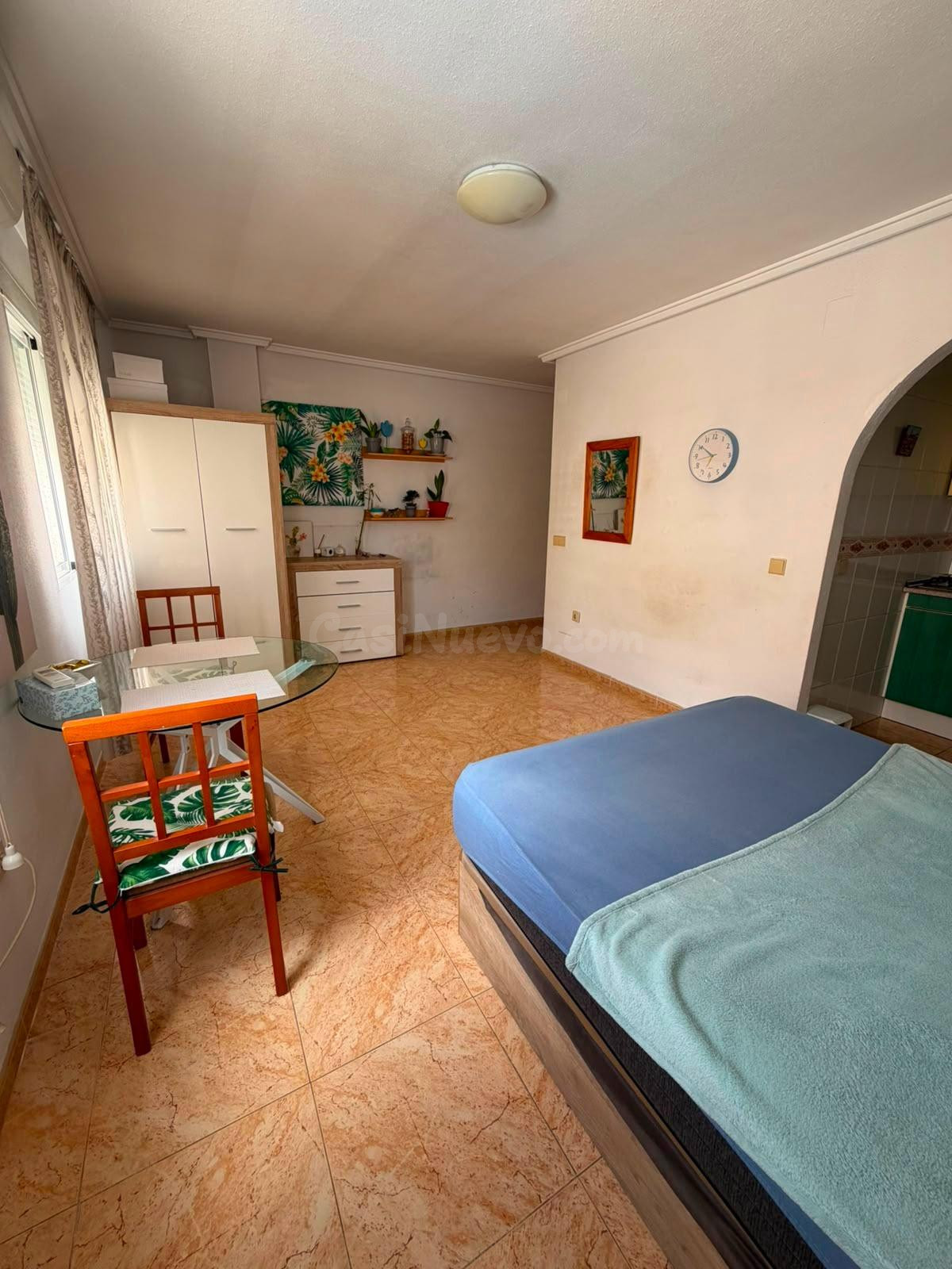 Estudio con piscina comunitaria, Alicante, Torrevieja. 1 hab - foto 4
