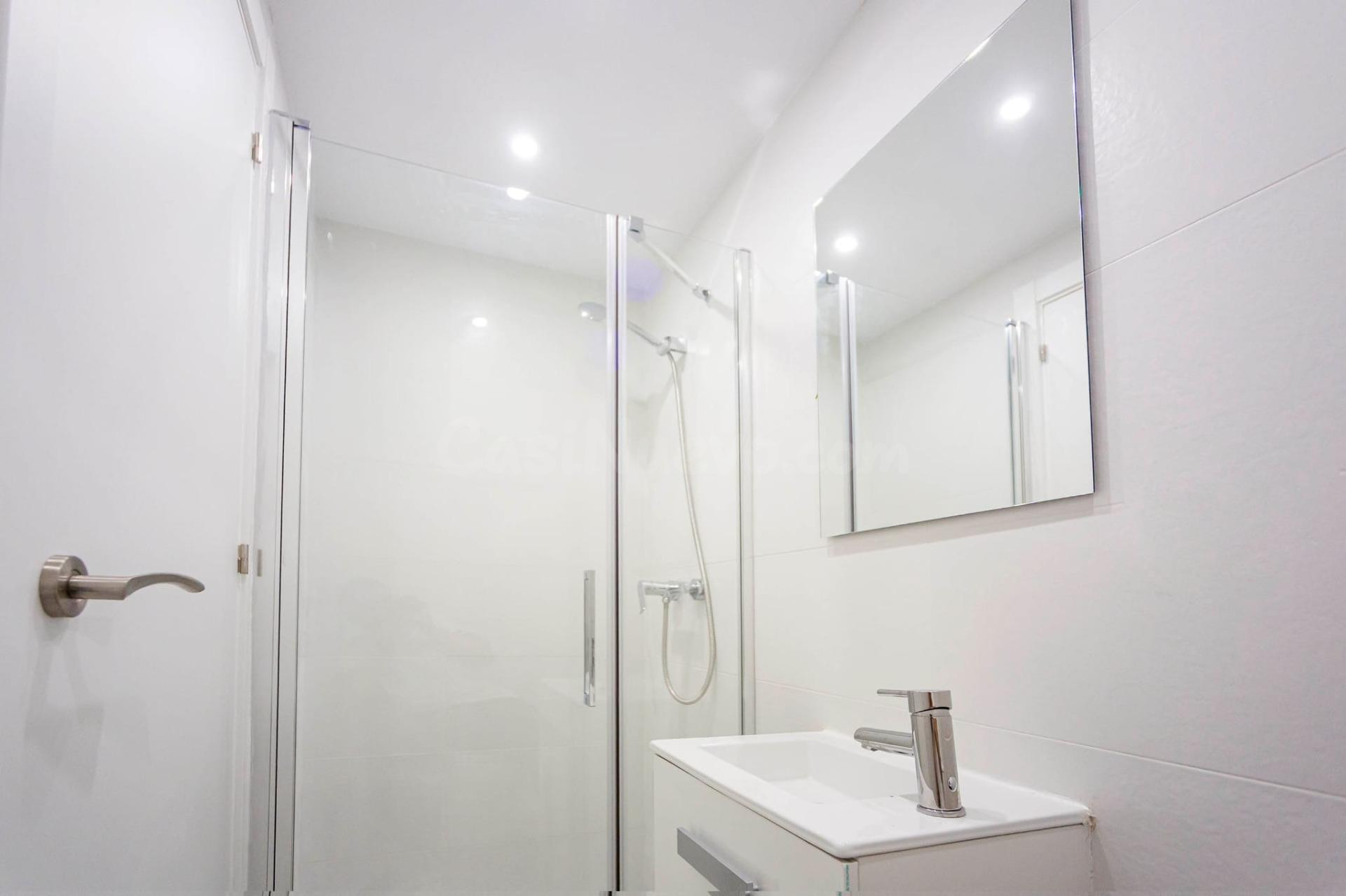 ACOGEDOR APARTAMENTO REFORMADO EN EL CORAZÓN DE CÓRDOBA - foto 3
