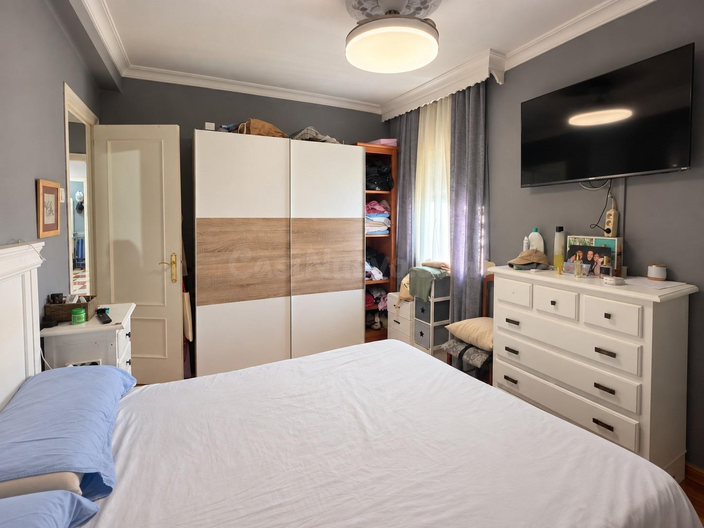VIVIENDA REFORMADA, LUMINOSA Y LISTA PARA ENTRAR A VIVIR EN  - foto 5