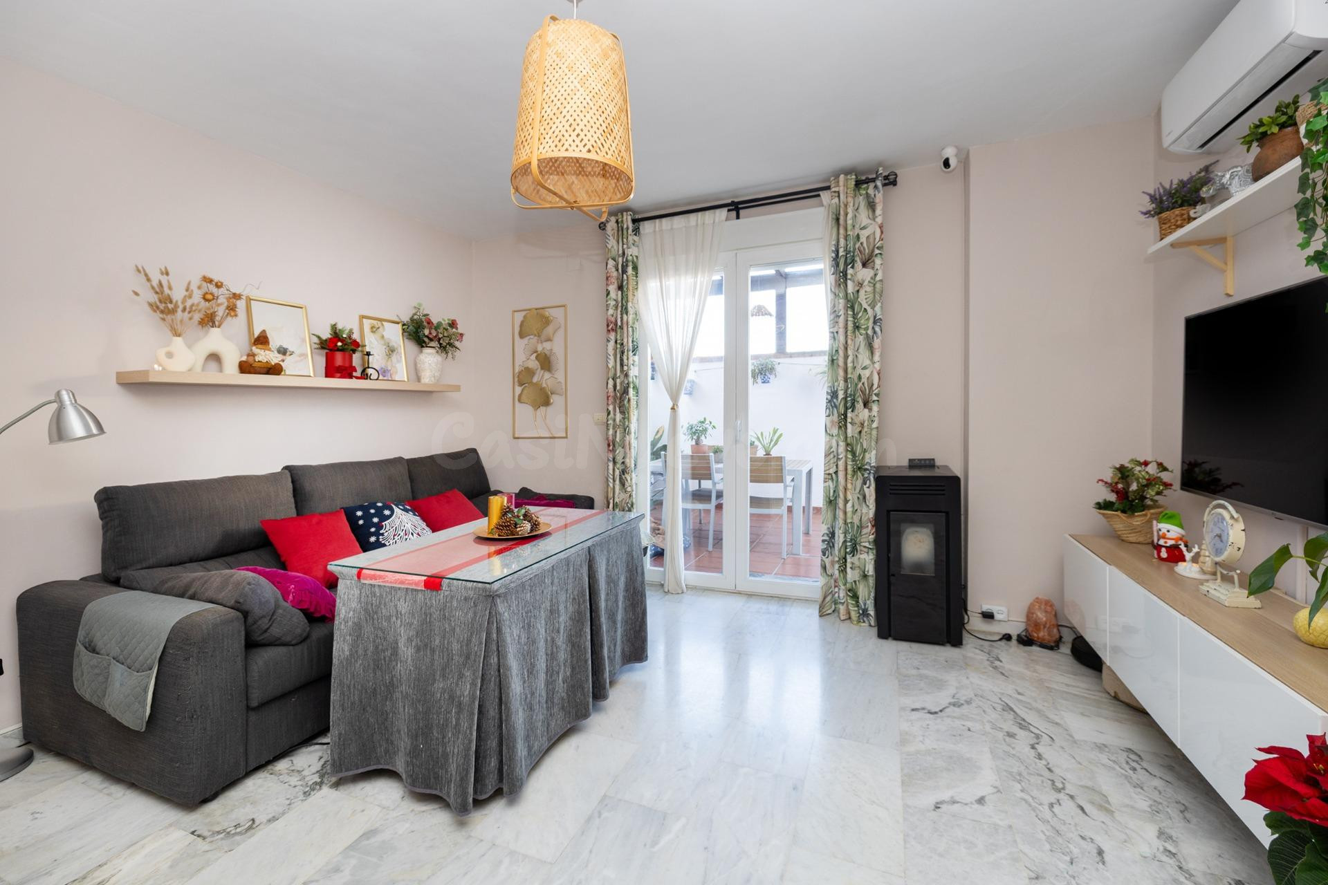 MARAVILLOSA CASA  A POCOS MINUTOS DEL CENTRO DE LA ZUBIA - foto 5