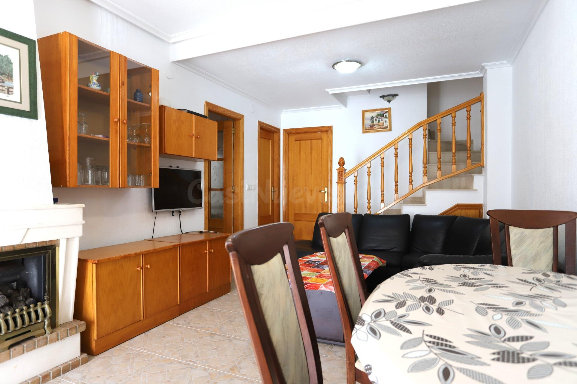 Chalet Adosado de 2 dormitorios con amplios espacios exterio - foto 4