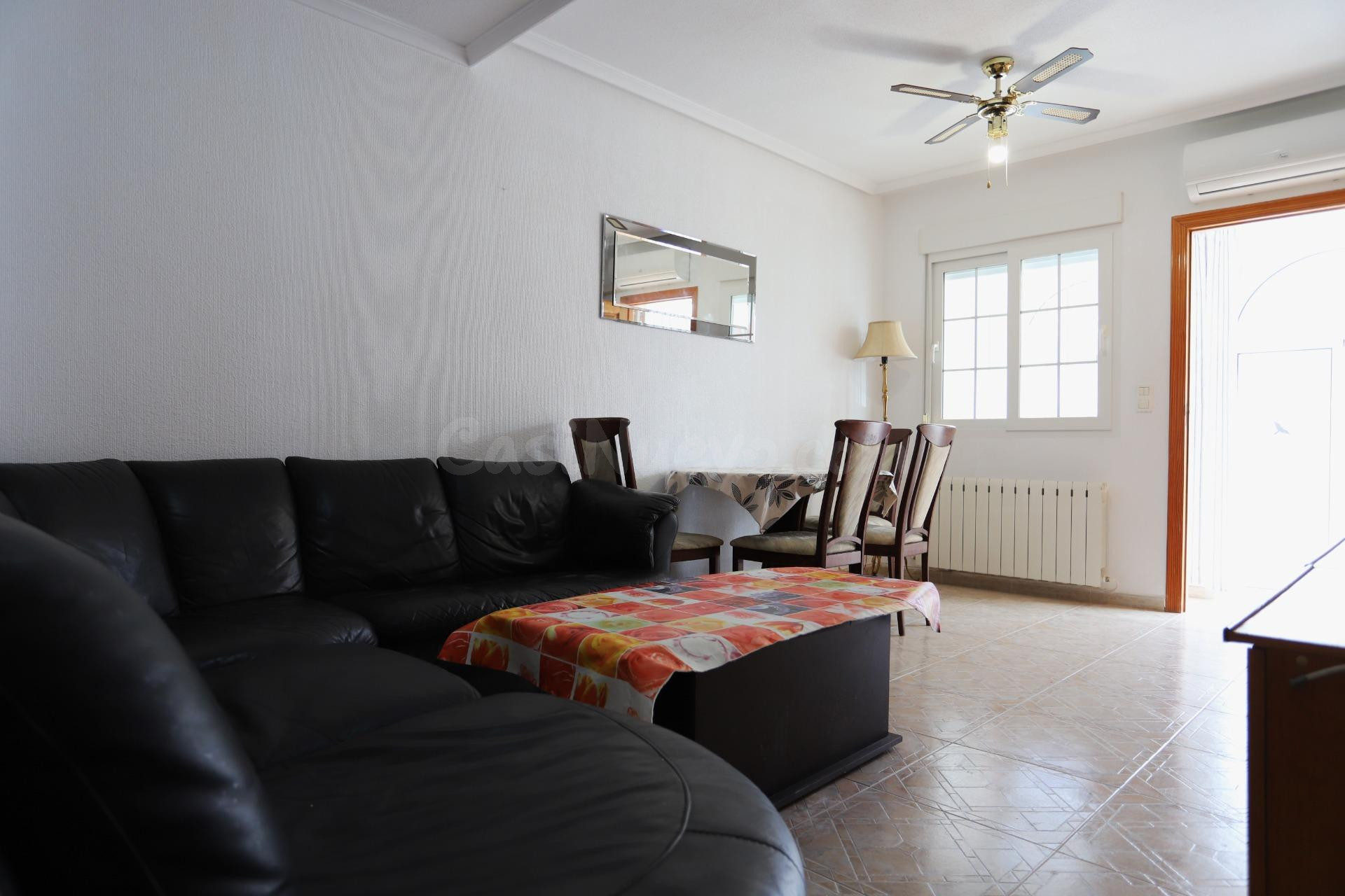 Chalet Adosado de 2 dormitorios con amplios espacios exterio - foto 5