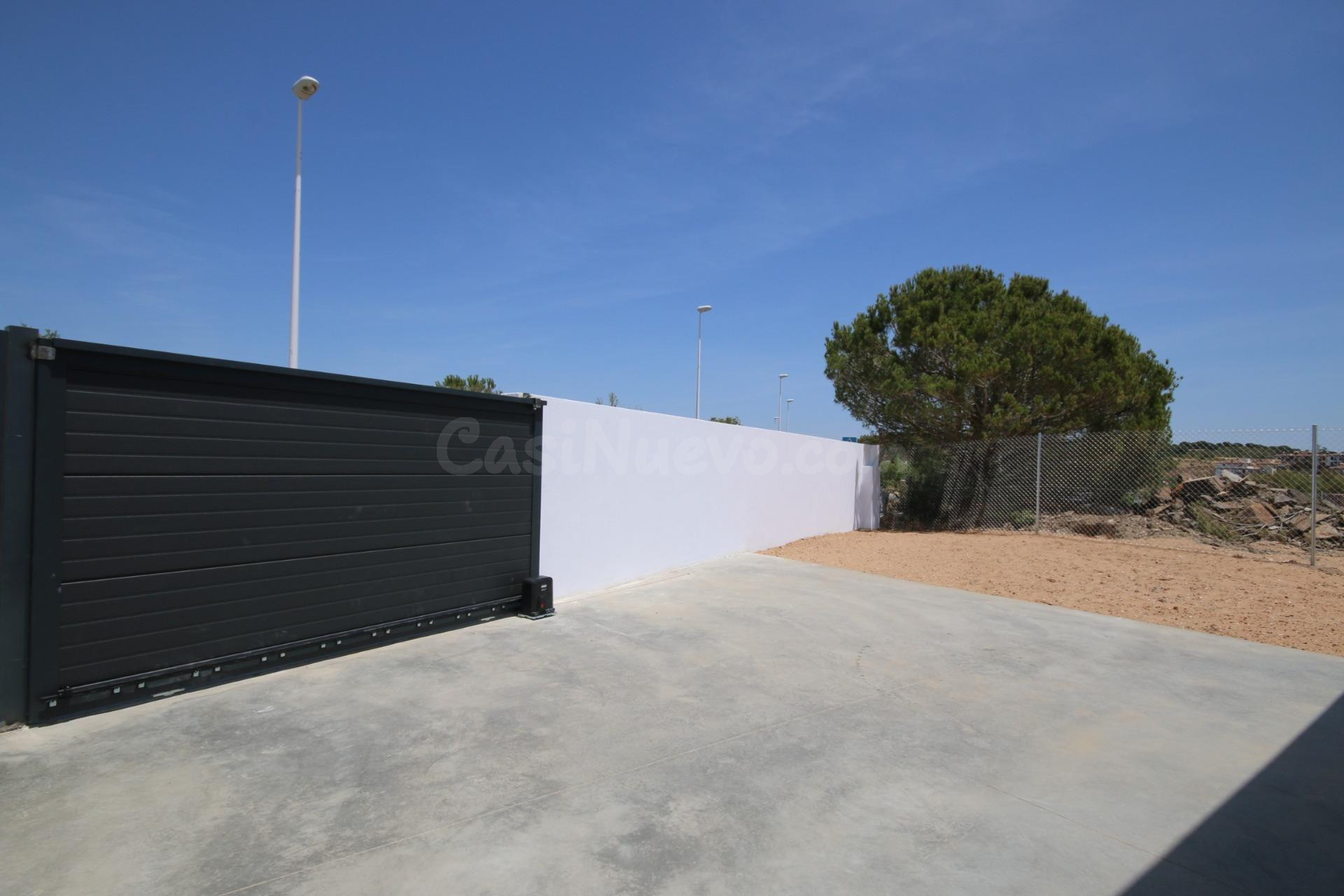 Casa o Chalet independiente en Venta en Calle Luis de Gongor - foto 2